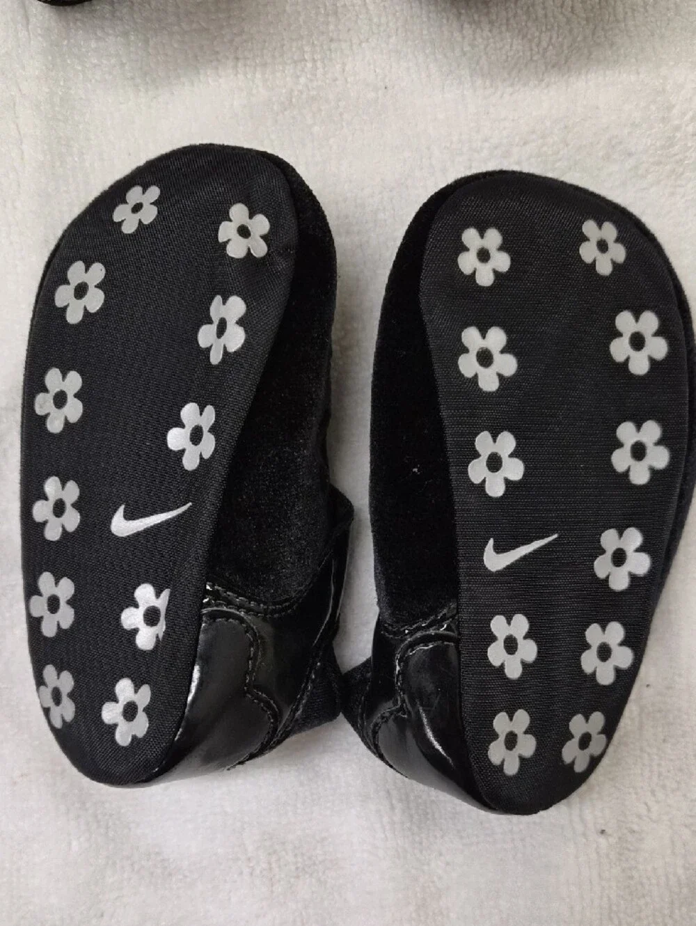 Nike Girls Black Mary Jane Shoes with Purple Insoles And Grey Insoles